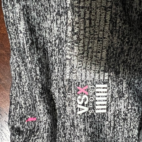 Victoria Secret sport leggings Sz Medium - Picture 4 of 4
